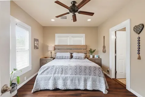 1726 13th Street Hempstead TX 77445