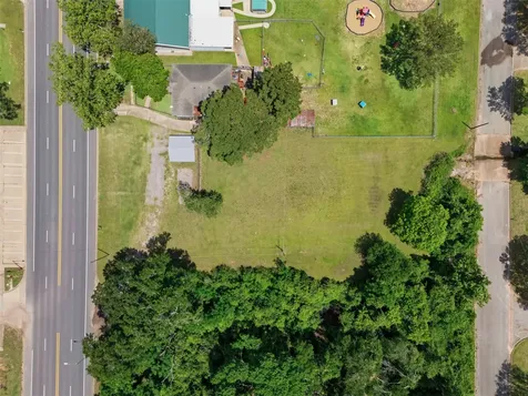 1726 13th Street Hempstead TX 77445