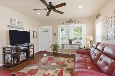 1726 13th Street Hempstead TX 77445