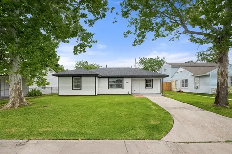 2308 Garvey Drive Pasadena TX 77506