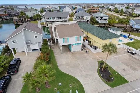 1114 Tiki Drive Tiki Island TX 77554