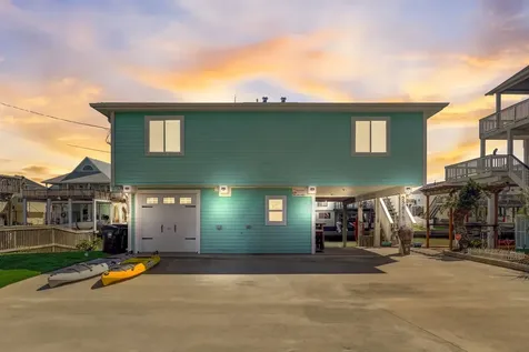 22819 Vida Street Galveston TX 77554