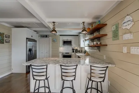 22819 Vida Street Galveston TX 77554