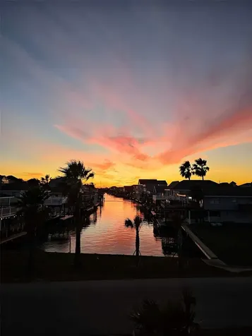 22819 Vida Street Galveston TX 77554