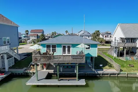 22819 Vida Street Galveston TX 77554