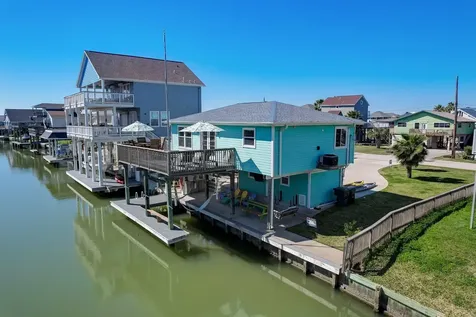 22819 Vida Street Galveston TX 77554