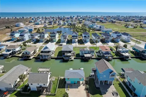 22819 Vida Street Galveston TX 77554