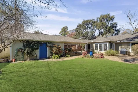 1507 Sue Barnett Drive Houston TX 77018