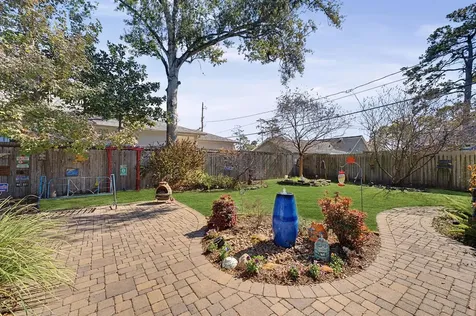1507 Sue Barnett Drive Houston TX 77018