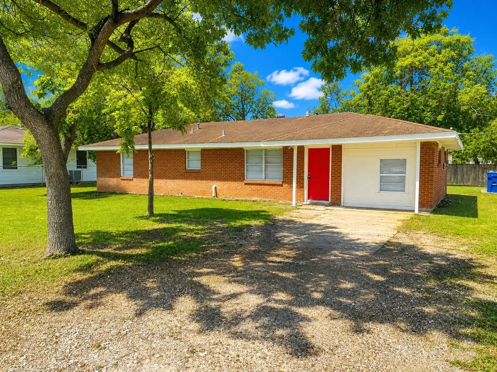 2331 32nd Avenue N Texas City TX 77590