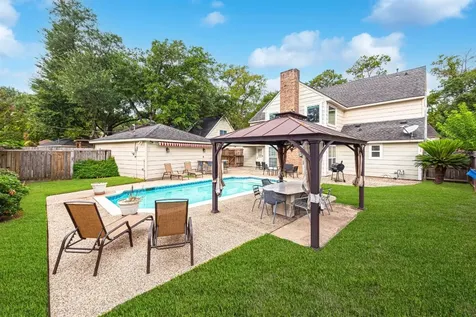 1807 Saddlecreek Drive Houston TX 77090