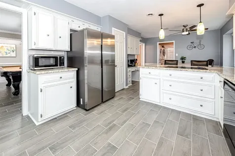 1807 Saddlecreek Drive Houston TX 77090