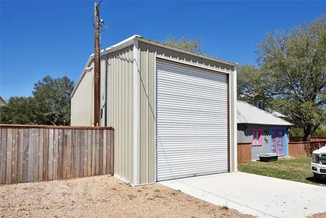 315 Cedar Street New Ulm TX 78950
