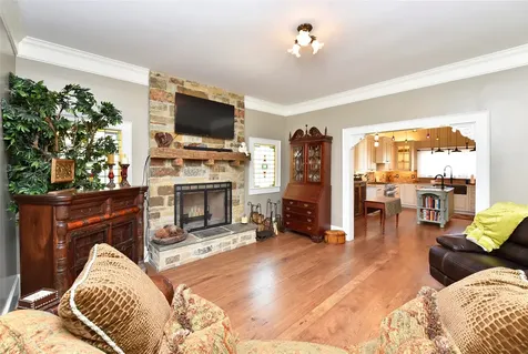 315 Cedar Street New Ulm TX 78950
