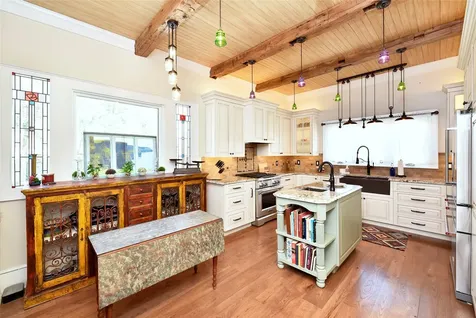 315 Cedar Street New Ulm TX 78950