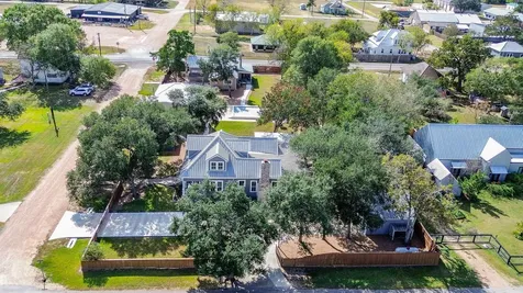 315 Cedar Street New Ulm TX 78950