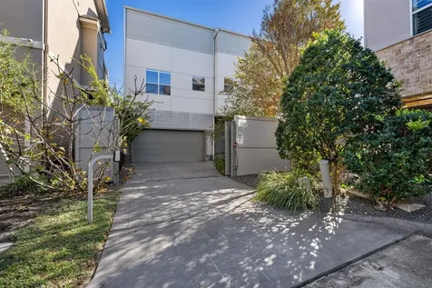 162 Vieux Carre Drive Houston TX 77009