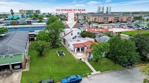 123 Strand Street Rear Galveston TX 77550