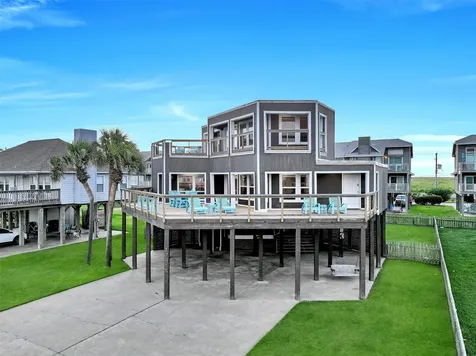 17614 Glei Galveston TX 77554