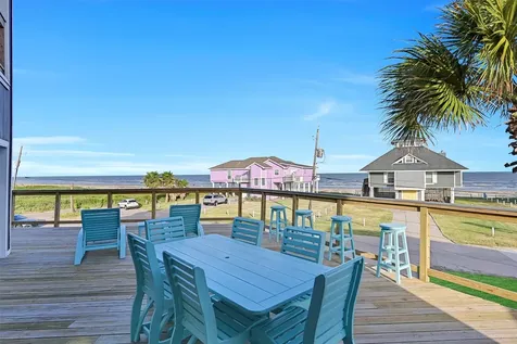 17614 Glei Galveston TX 77554