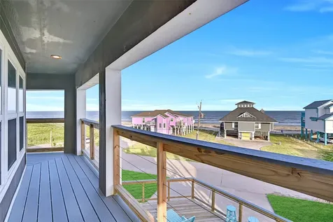 17614 Glei Galveston TX 77554