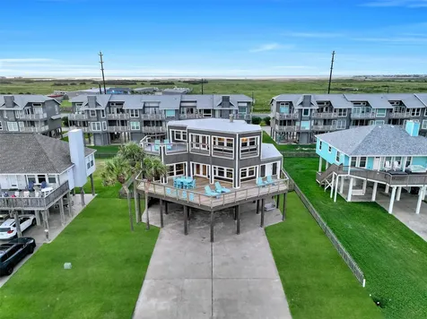 17614 Glei Galveston TX 77554