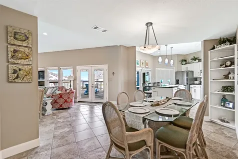 17614 Glei Galveston TX 77554