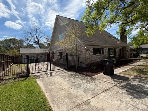 1706 El Dorado Boulevard Houston TX 77062