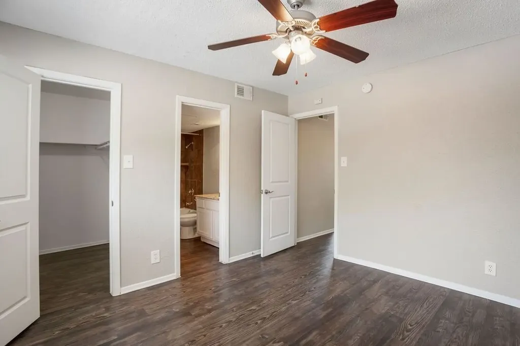 2810 Salado Street 115 Austin TX 78705