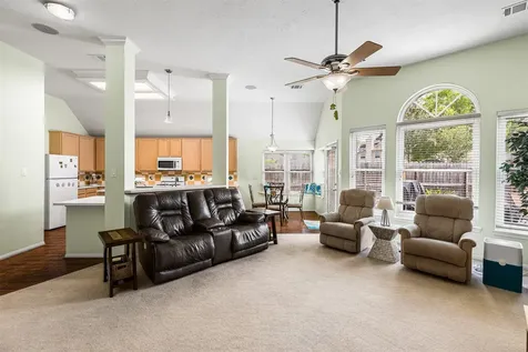 312 Summer Haven Circle League City TX 77573