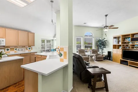 312 Summer Haven Circle League City TX 77573