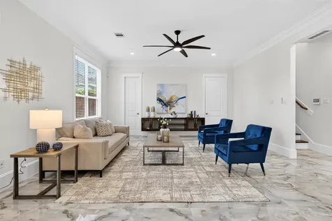4429 Ella Boulevard Houston TX 77018