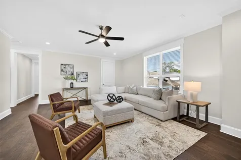 4429 Ella Boulevard Houston TX 77018