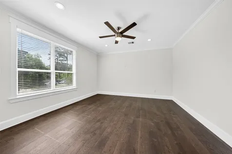 4429 Ella Boulevard Houston TX 77018