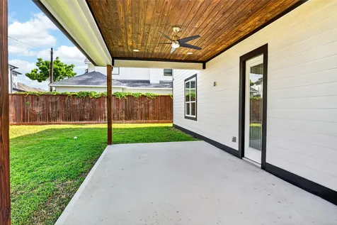 4429 Ella Boulevard Houston TX 77018