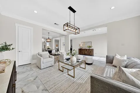 4429 Ella Boulevard Houston TX 77018
