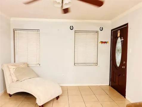 11643 Chimney Rock Road B Houston TX 77035