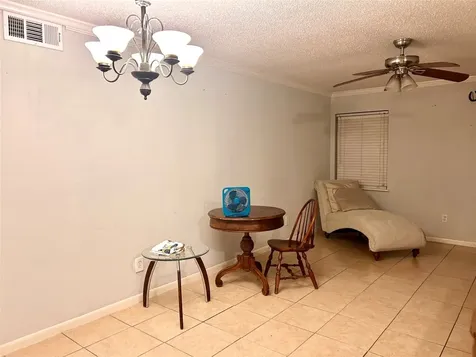 11643 Chimney Rock Road B Houston TX 77035