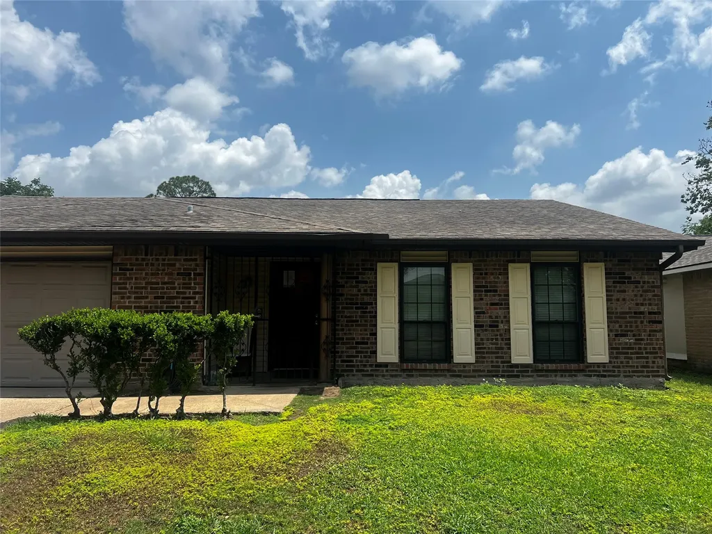 8110 Enchanted Forest Drive Houston TX 77088