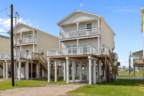 139 W Palm Street Freeport TX 77541