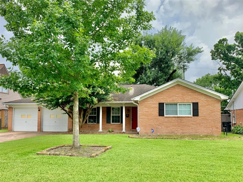 9634 Fairdale Lane Houston TX 77063