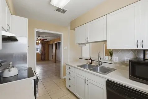 13627 Greenway Drive Sugar Land TX 77498