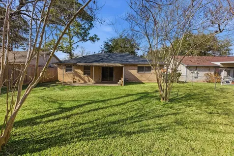 13627 Greenway Drive Sugar Land TX 77498