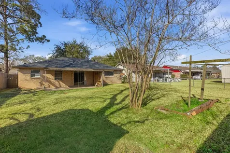 13627 Greenway Drive Sugar Land TX 77498