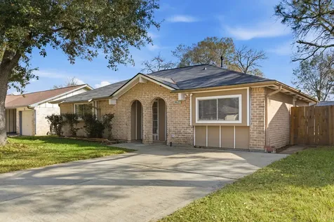 13627 Greenway Drive Sugar Land TX 77498