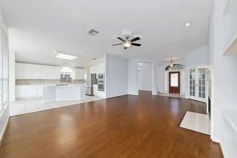 12215 Salmon Creek Houston TX 77041