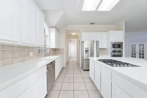 12215 Salmon Creek Houston TX 77041