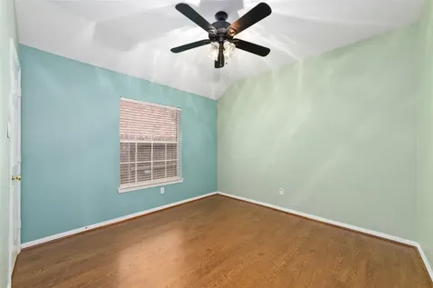 12215 Salmon Creek Houston TX 77041