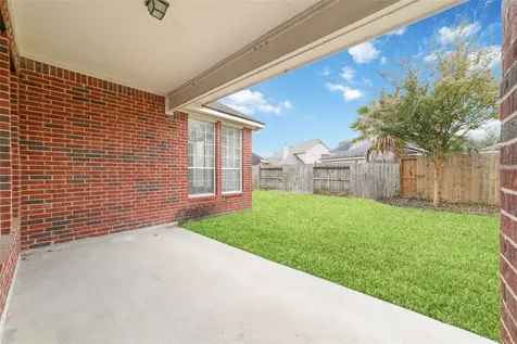 12215 Salmon Creek Houston TX 77041
