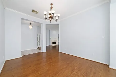 12215 Salmon Creek Houston TX 77041